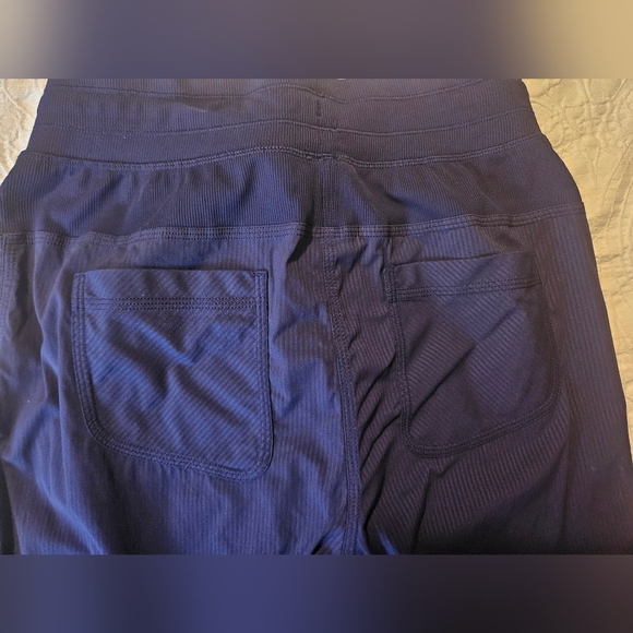 Women's Lululemon Street To Studio Pants Navy Size 6 - Picture 5 of 6